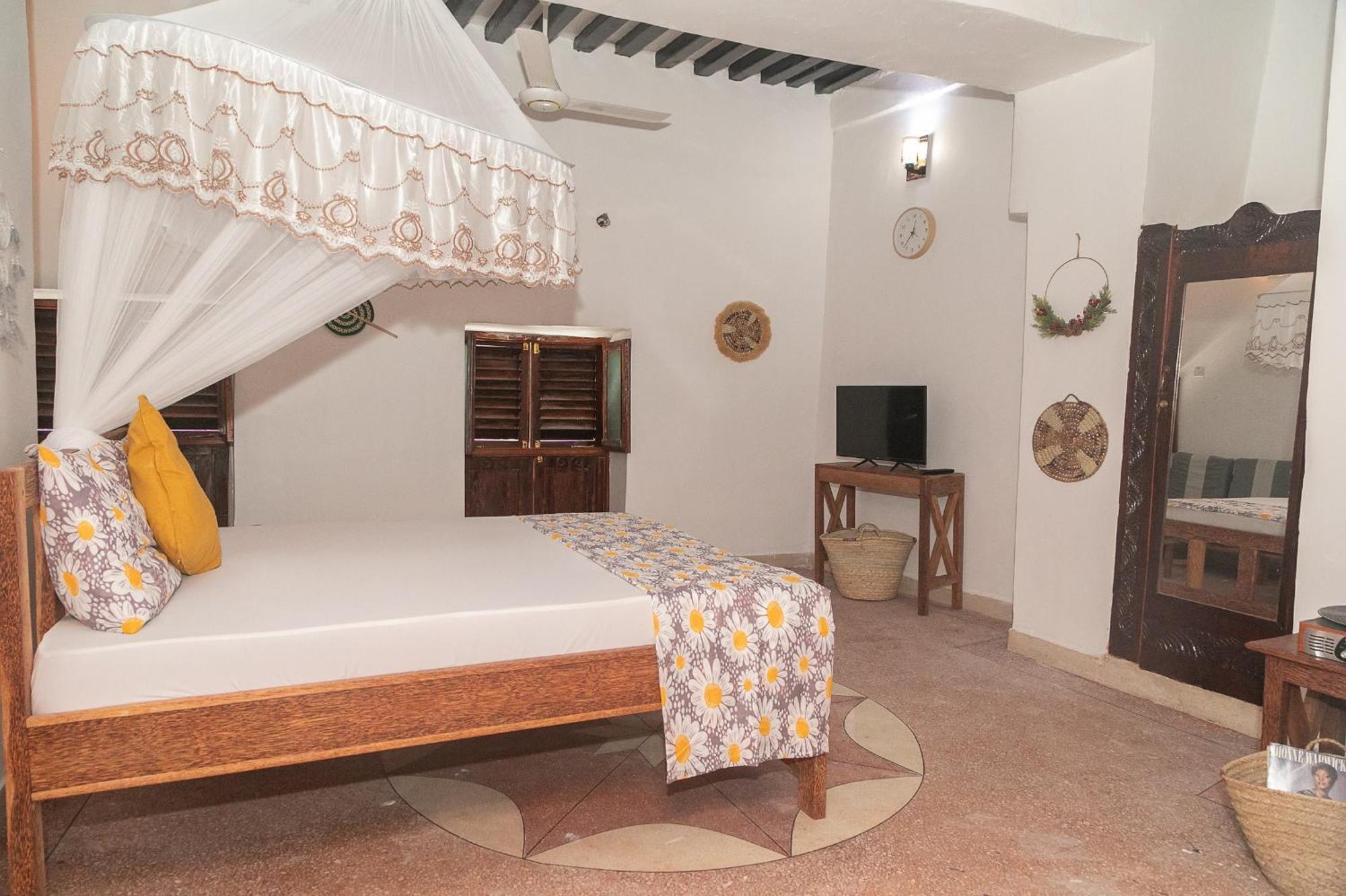 ホテル Zanzibar Spice Nest House エクステリア 写真